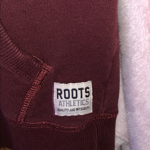 Roots Zip up - Picture 4 of 4